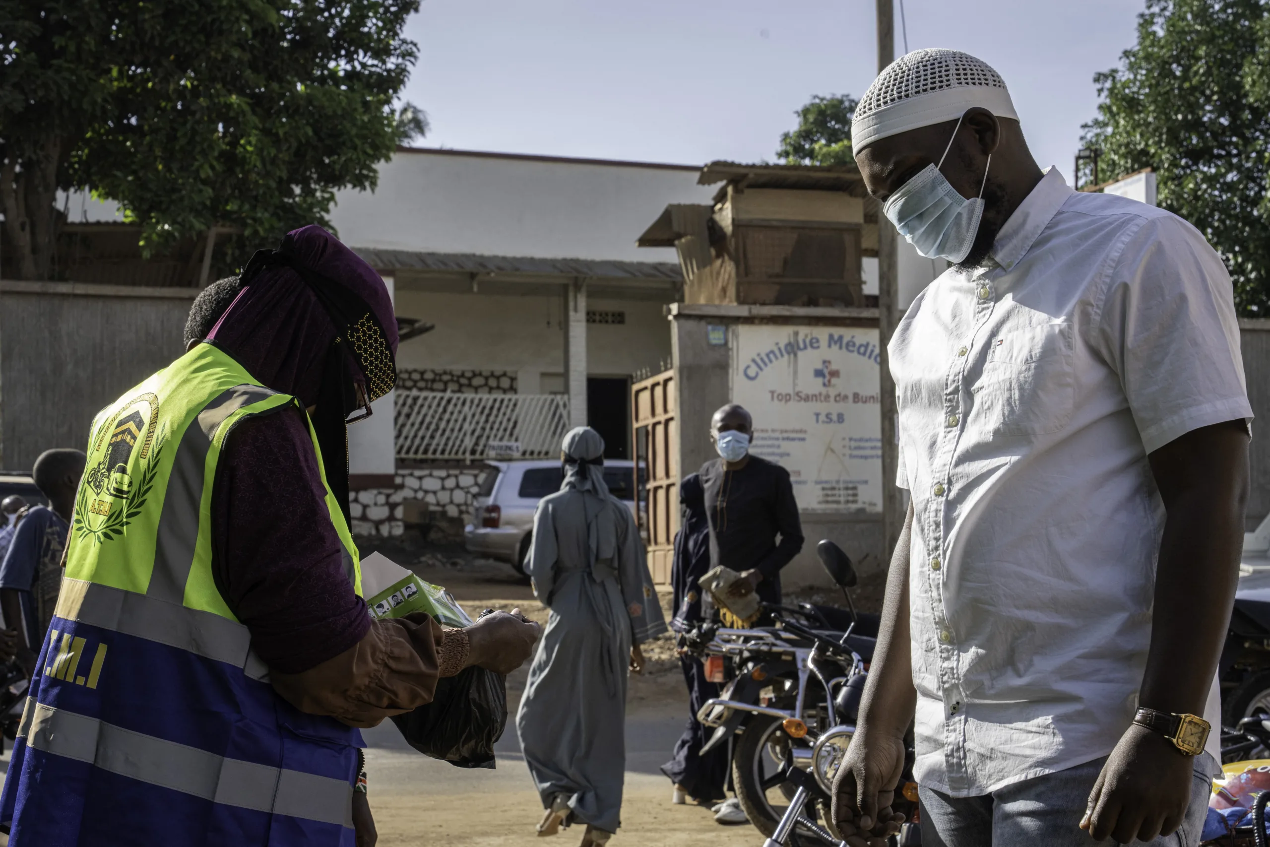 Casos Suspeitos de Ebola em São Paulo e Rio Apontam Meningite e Malária, Mas Investigação Continua