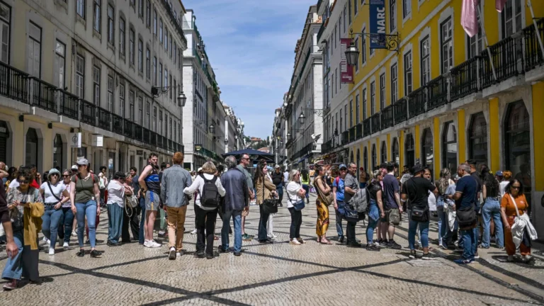 topshot-portugal-energy-emergency-blackout-34700173