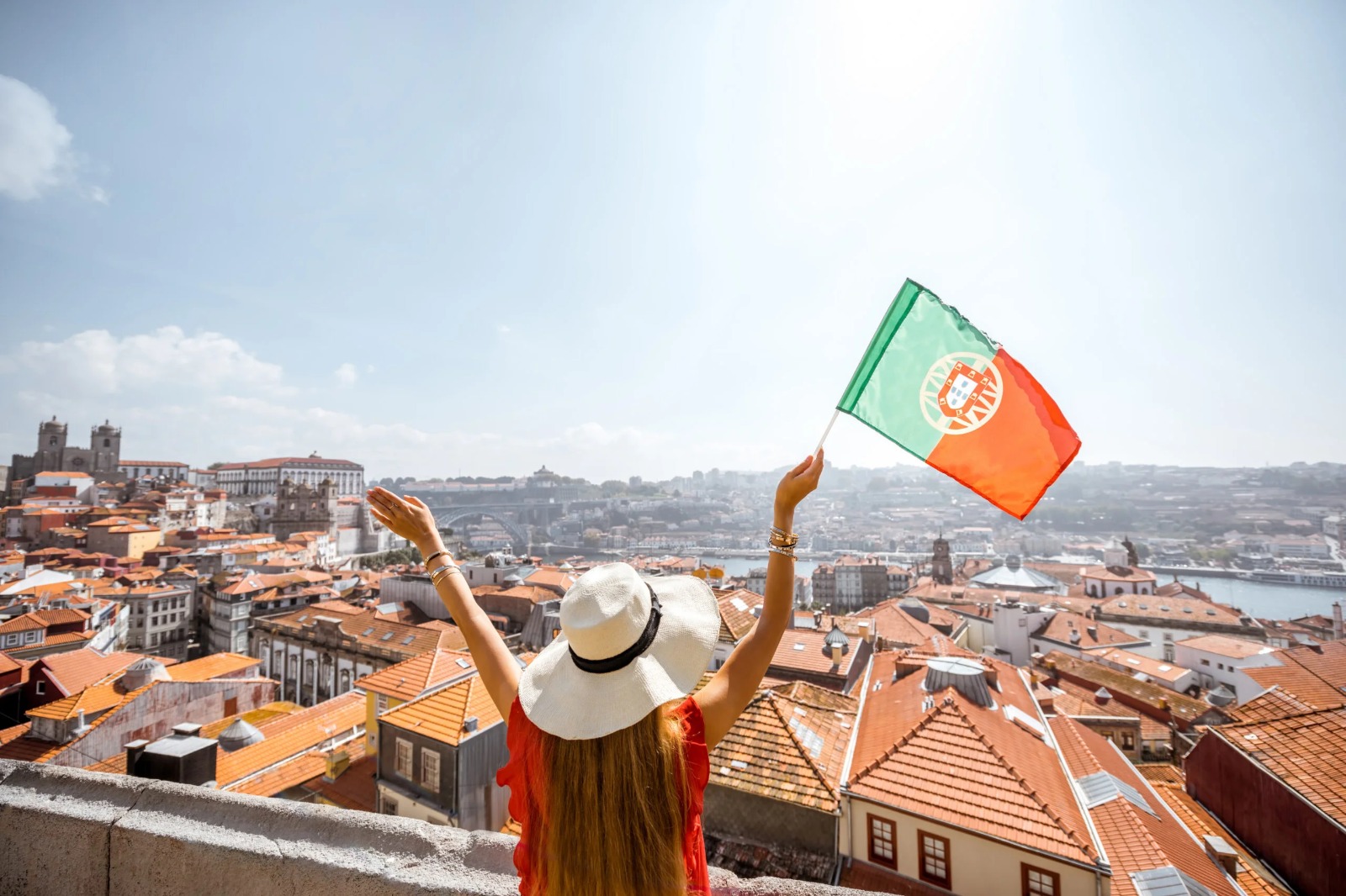 🇵🇹 Feriado do 10 de Junho: Guia Prático do que Abre e Fecha em Portugal