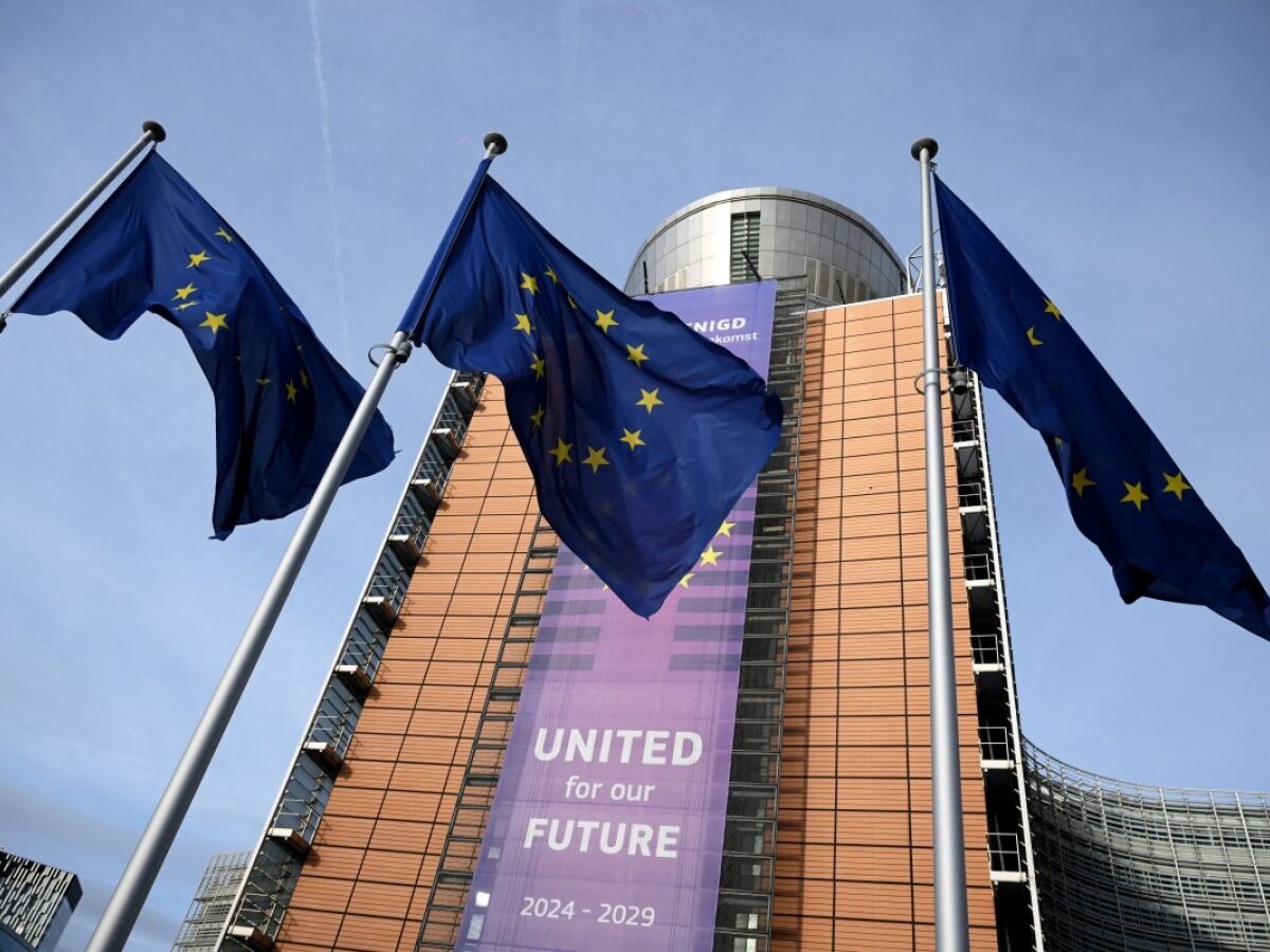 🇪🇺 Europa Fecha-se: Parlamento Europeu Aprova Centros de Regresso Fora do Bloco e Buscas Domiciliárias
