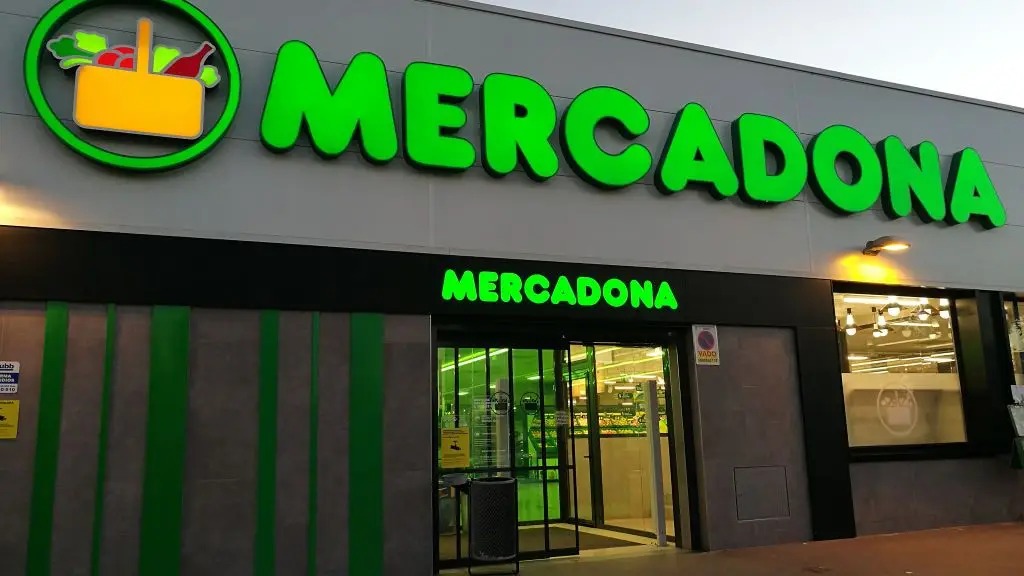 Mercadona Contrata Detetive Privado para Vigiar Funcionário, mas Justiça Anula Despedimento