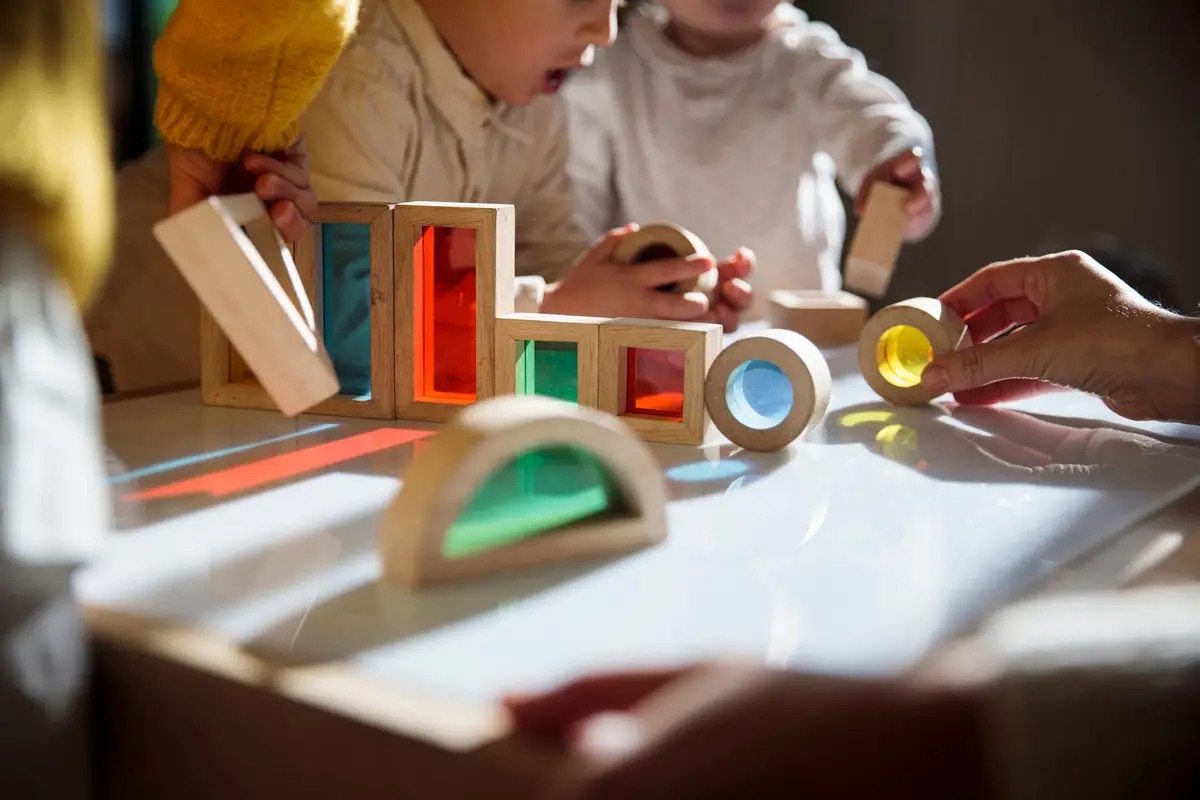 “Se É Filho de Pobre Não Tem Direito”: Pai Perde Recursos Legais para Evitar Adoção dos Filhos Gémeos