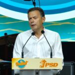 Montenegro Promete Salário Mínimo de 1.100 Euros e Nova Descida do IRS na Festa do Pontal