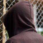 “Ninguém Fez Nada”: Jovem Pediu Ajuda às Autoridades Várias Vezes Antes de Matar a Mãe em Algés