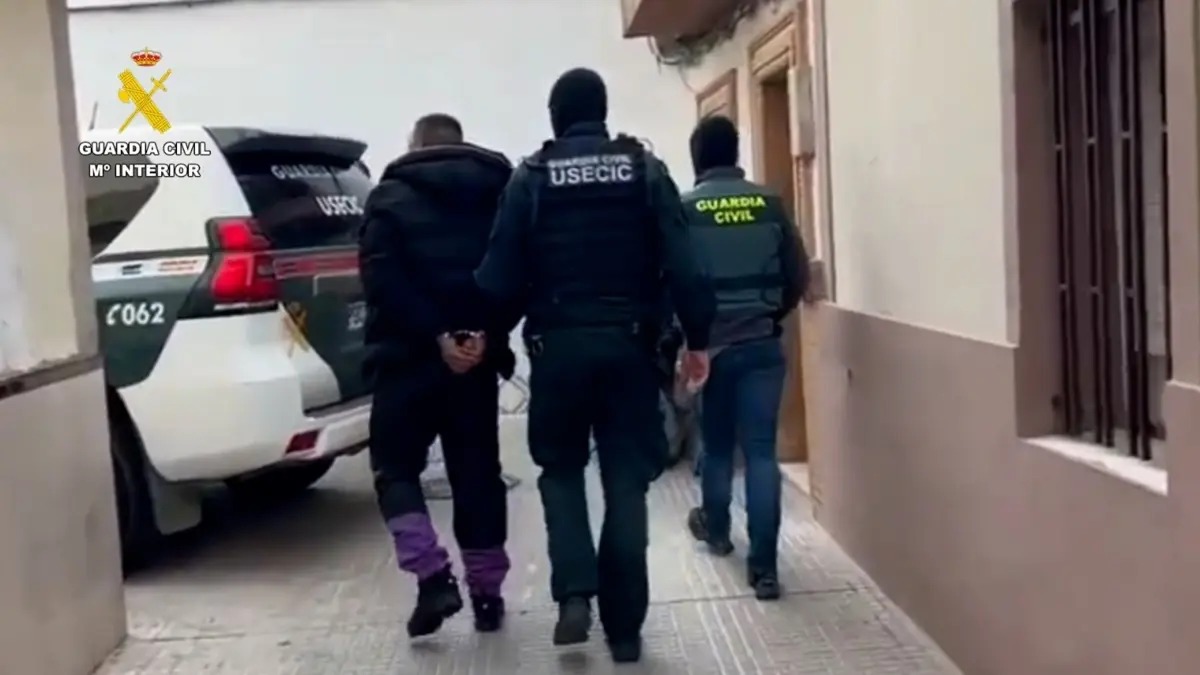 🇪🇸 Tragédia em Espanha: Mãe, Filha Grávida e Adolescente de 16 Anos Morrem em Tiroteio em Isla Cristina