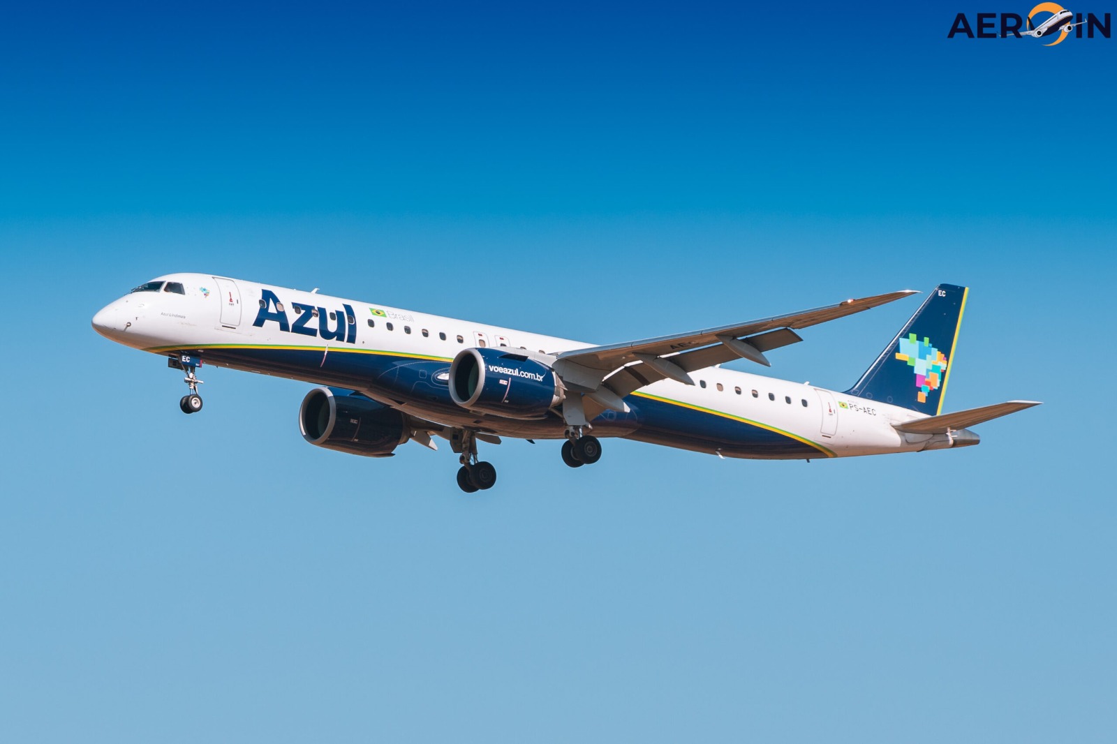 Sabor a Portugal nas Nuvens: Azul Linhas Aéreas Passa a Servir Café Delta em Voos Nacionais e Internacionais