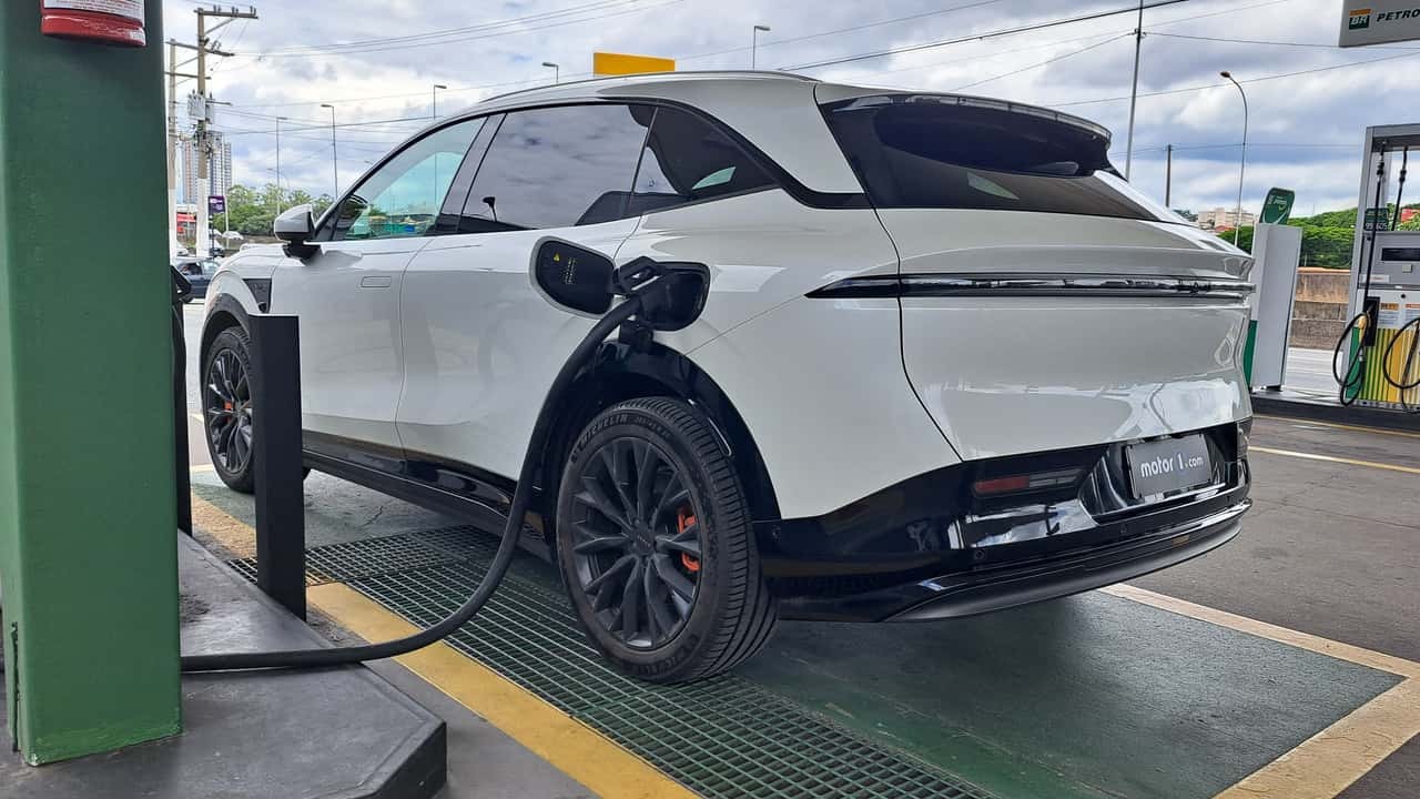 Carro a Gasóleo Custa Mais do Triplo do que um Elétrico por 100 km (Expresso)